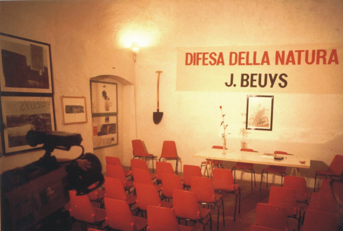 Mostra al Quarto di Santa Giusta su Joseph Beuys copia
